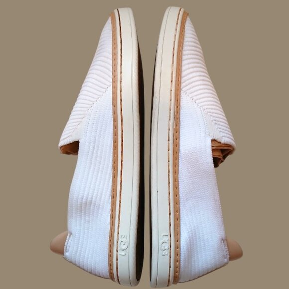 UGG Cream Knit Slip-on Loafers 7.5M - Like New - Picture 3 of 10